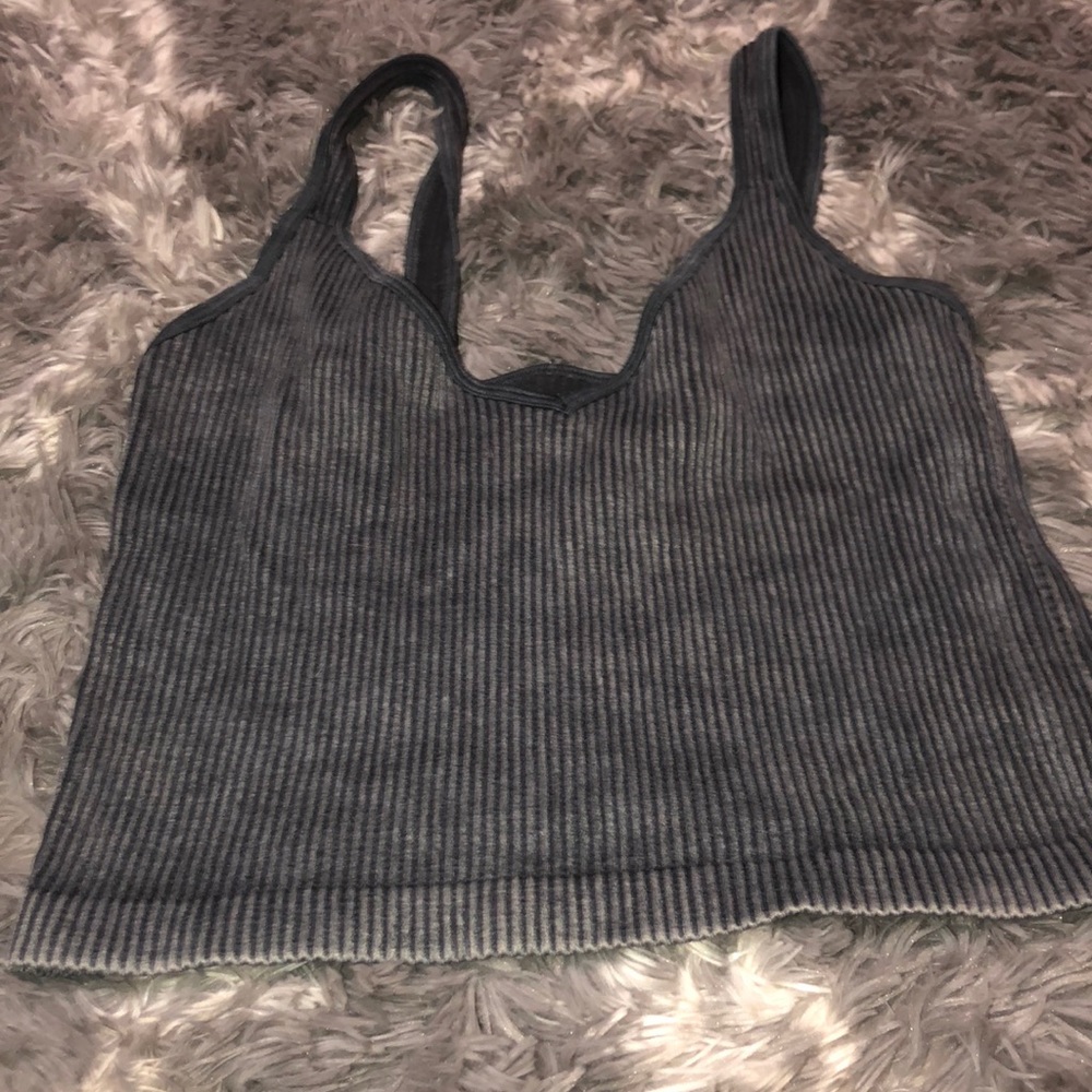 crop top tank